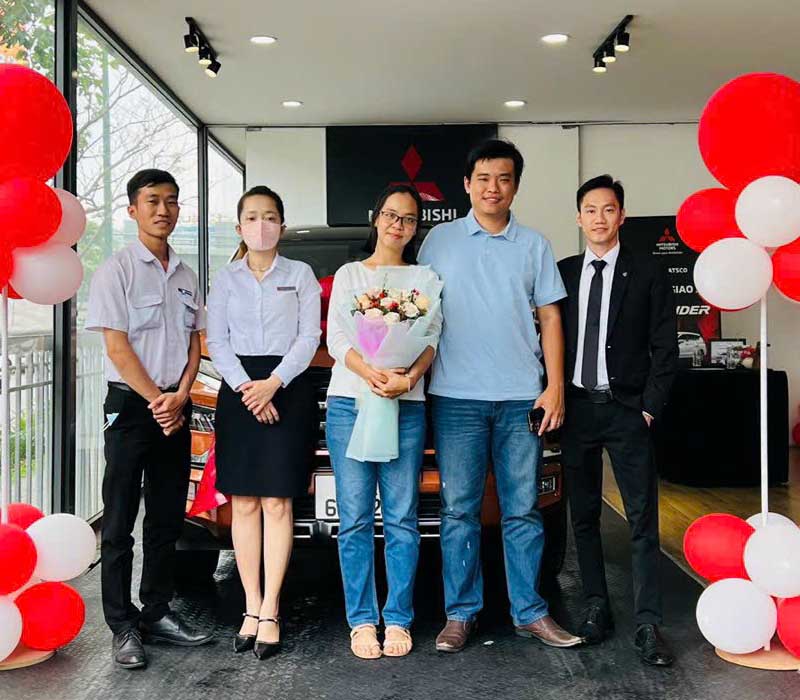 Hình ảnh hoạt động tư vấn xe tại Hà Nội